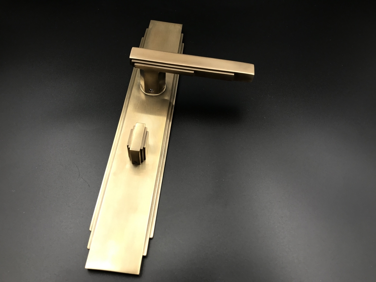 Дверная ручка на планке Frank Allart 77346837 матовая бронза