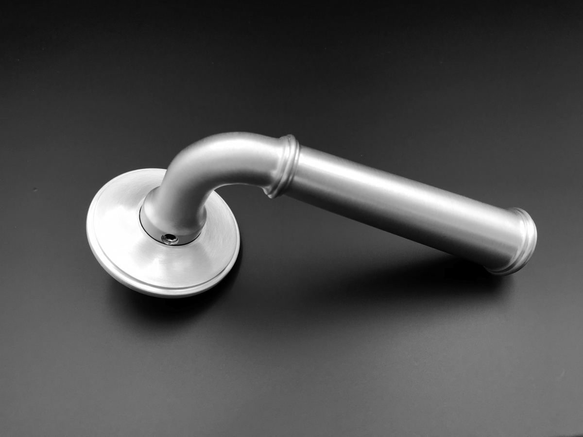 Дверная ручка на розетке Frank Allart 77747841 матовый никель