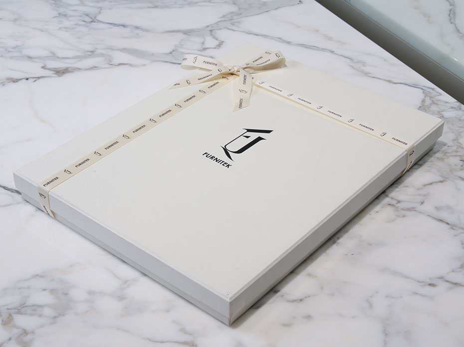 Подарочный набор аксессуаров из кожи FURNITEK FG-401