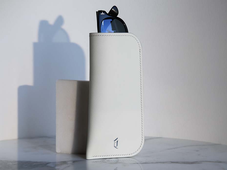 Футляр для очков FURNITEK FG-01018 из натуральной кожи