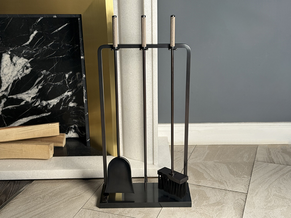 Каминный набор FURNITEK FG-05017 чернёная латунь с полировкой