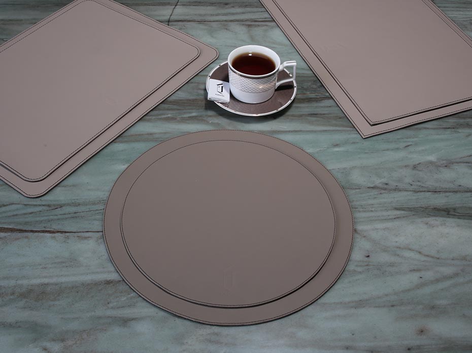 Сервировочная салфетка FURNITEK FG-03004 на стол из натуральной кожи и замши круглая 300мм