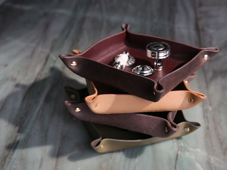 Монетница из натуральной кожи FG-115003 цвет оливковый