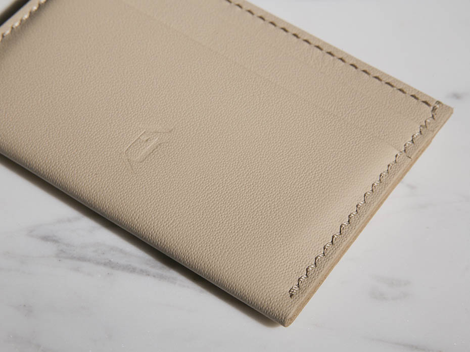 Картхолдер из натуральной кожи FURNITEK модель FG-041007 Elegans Power Beige, № 1