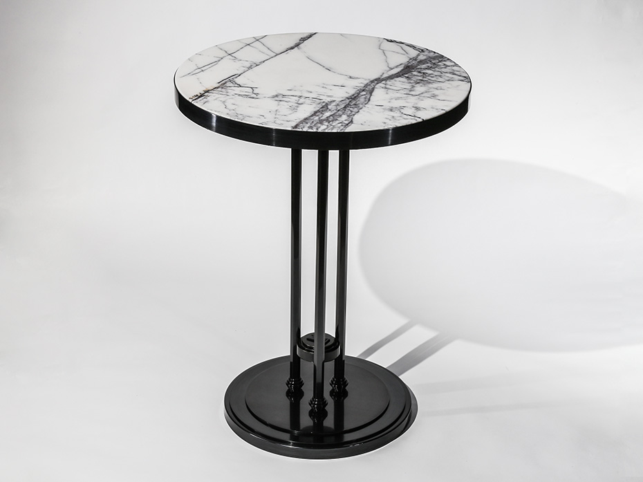 Стол кофейный Ar-Deco FG-067 круглый чернёная латунь с полировкой