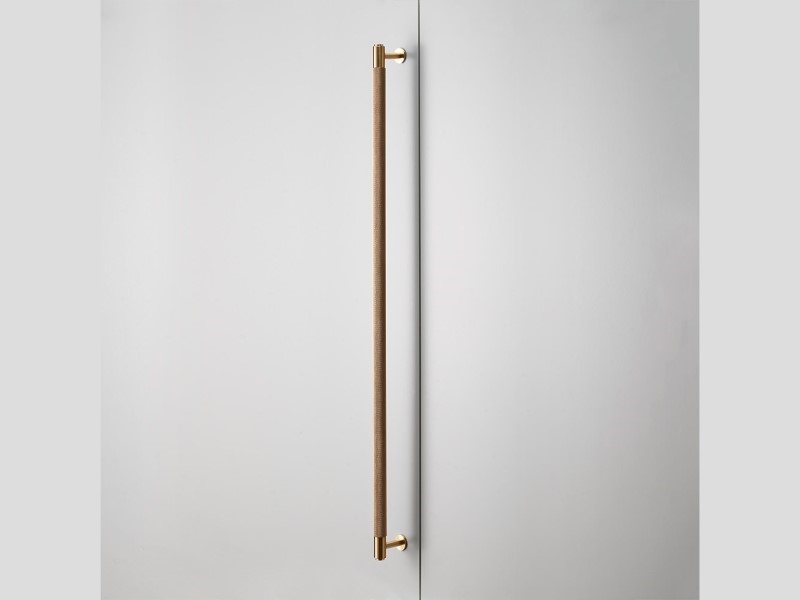 Ручка скоба мебельная Buster & Punch UK-CB-760-BR матовая латунь