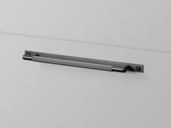 Мебельная ручка скоба на планке Buster & Punch GPB-35304 графит