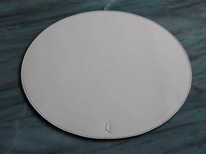 Сервировочная салфетка FURNITEK FG-03002 из замши и натуральной кожи