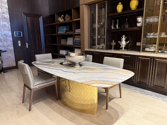 Стол обеденный лодка Ar-Deco FG-086 овальный полированная латунь