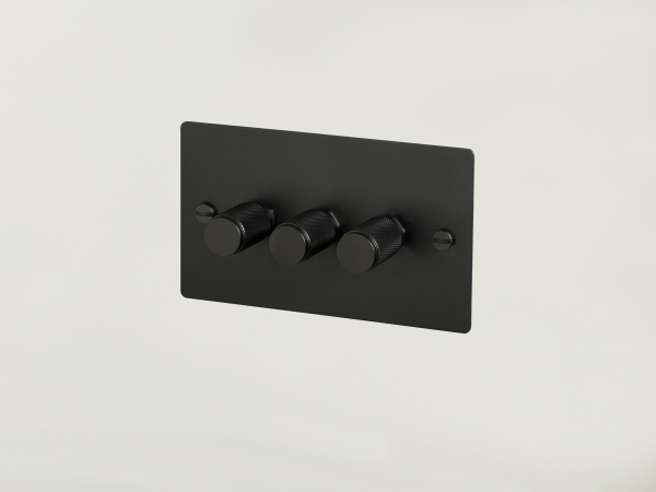 Диммер Buster & Punch тройной UK-DI-CO-3G-BL-A чернёная латунь