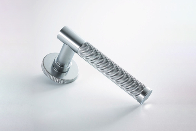 Дверная ручка на розетке Frank Allart nw1203498 матовый хром